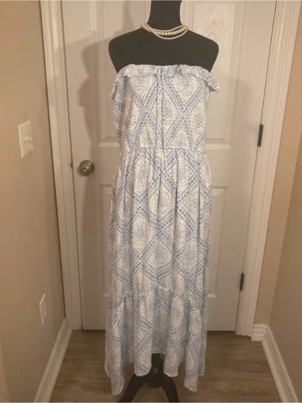 Hollister Strapless White and Light Blue Printed Maxi Dress